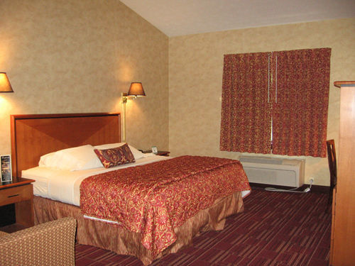 Bertram Inn And Conference Center Aurora Exteriér fotografie